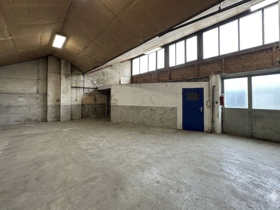 Flexibel nutzbare Lagerhalle im Rückgebäude neben Messe Offenbach