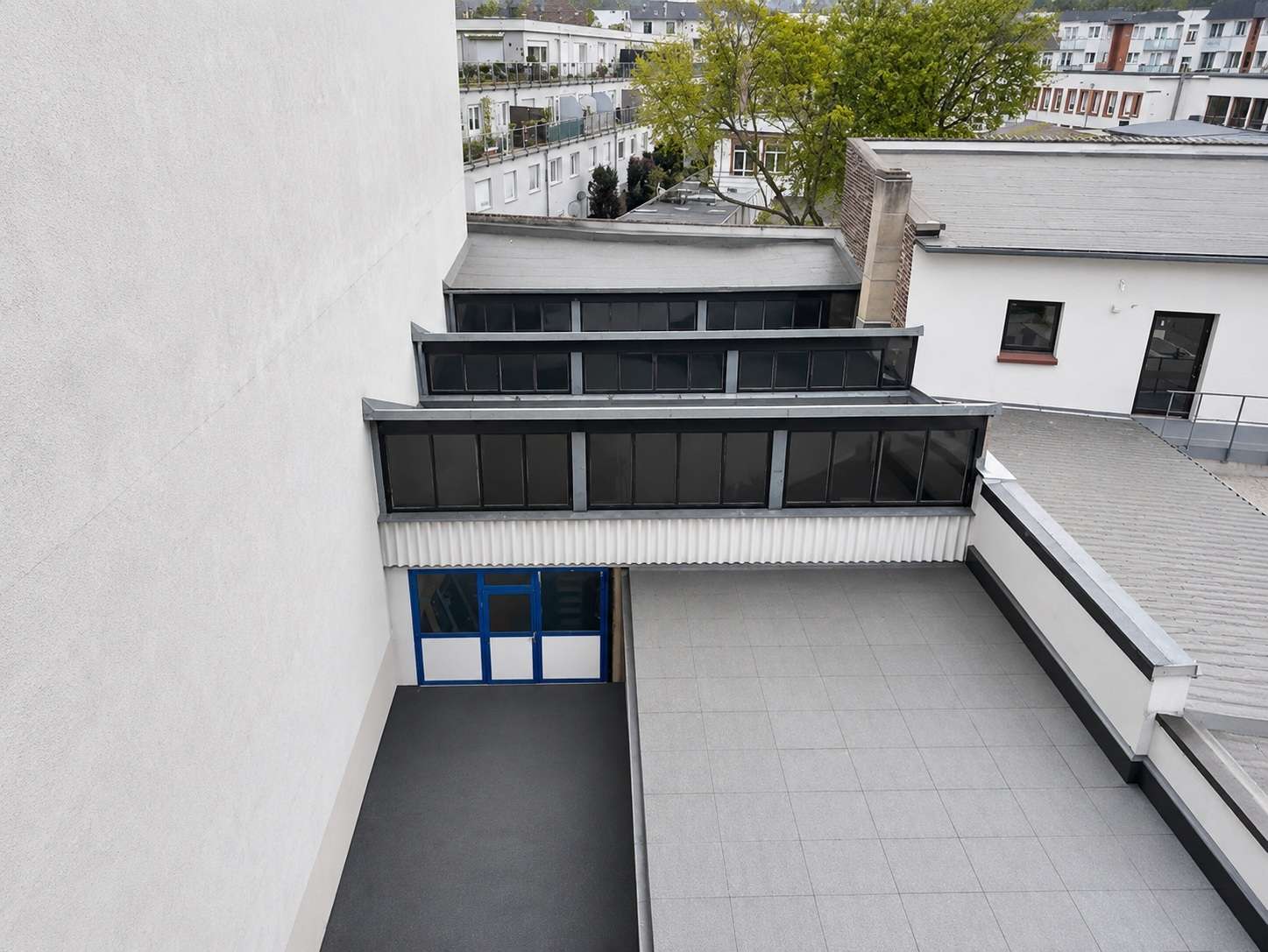 Flexibel nutzbare Lagerhalle im Rückgebäude neben Messe Offenbach