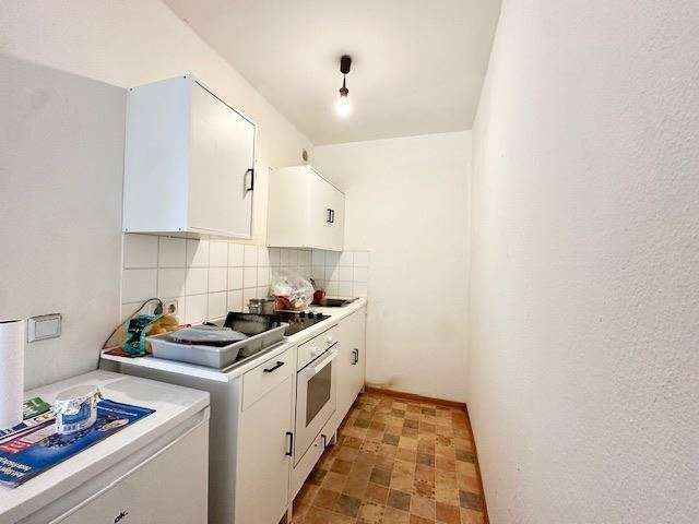 6,9% Nettorendite: Gepflegte 1-Zimmer-Wohnung mit großer Loggia & Stellplatz
