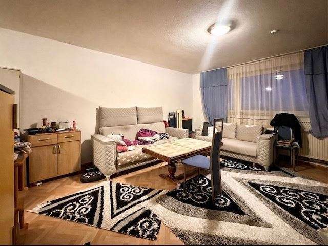 Schnäppchenalarm: Langfristig vermietete 2-Zimmer-Wohnung mit Balkon & Stellplatz
