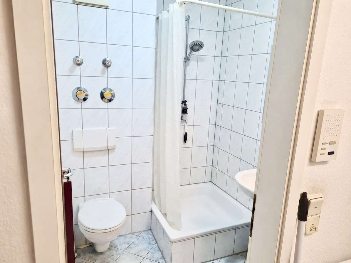 Kapitalanleger aufgepasst: Günstige 1-Zimmer-Wohnung mit Balkon & TG-Stellplatz