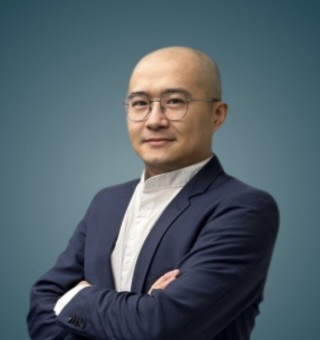 Makler Qiaonan Zhang
