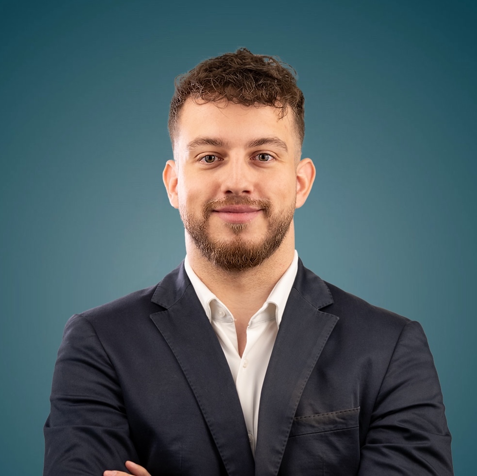 Makler Oliver Höfer