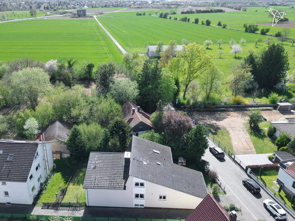 FELDRANDLAGE 🌾 Idyllisches Zweifamilienhaus mit über 230 m² in Neuberg!