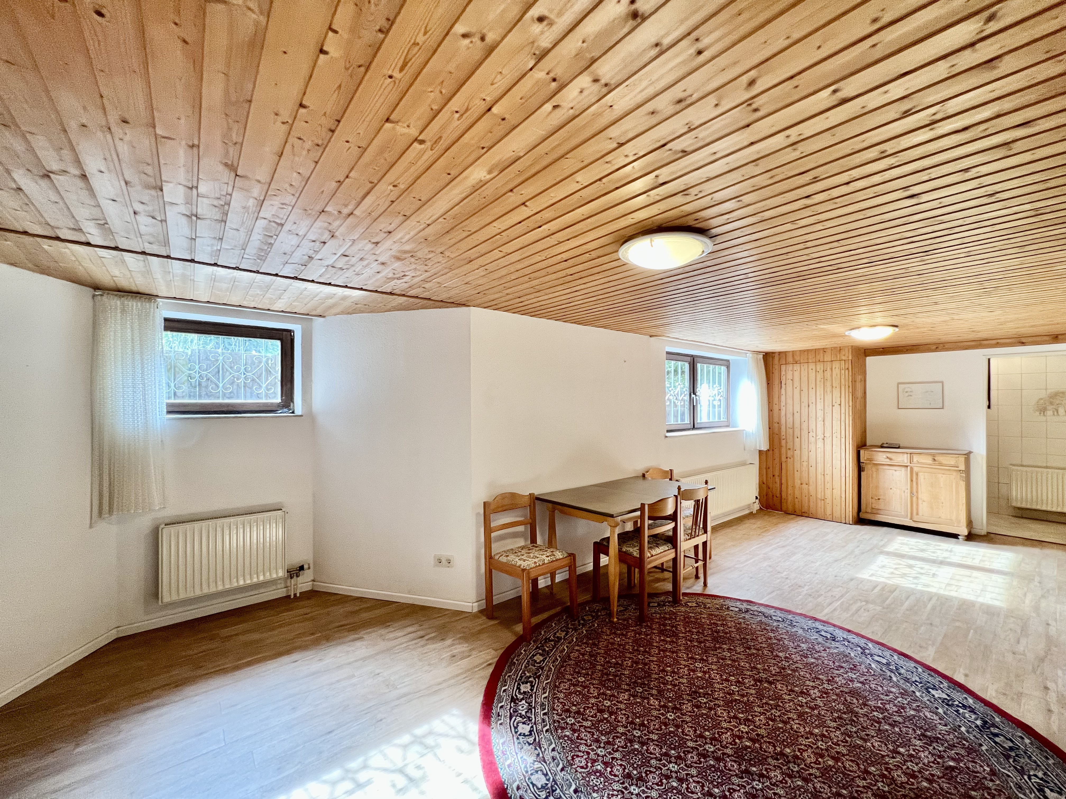 FRANKFURTER FAMILIENTRAUM - Freistehendes Einfamilienhaus mit großem Garten in ruhiger Lage!