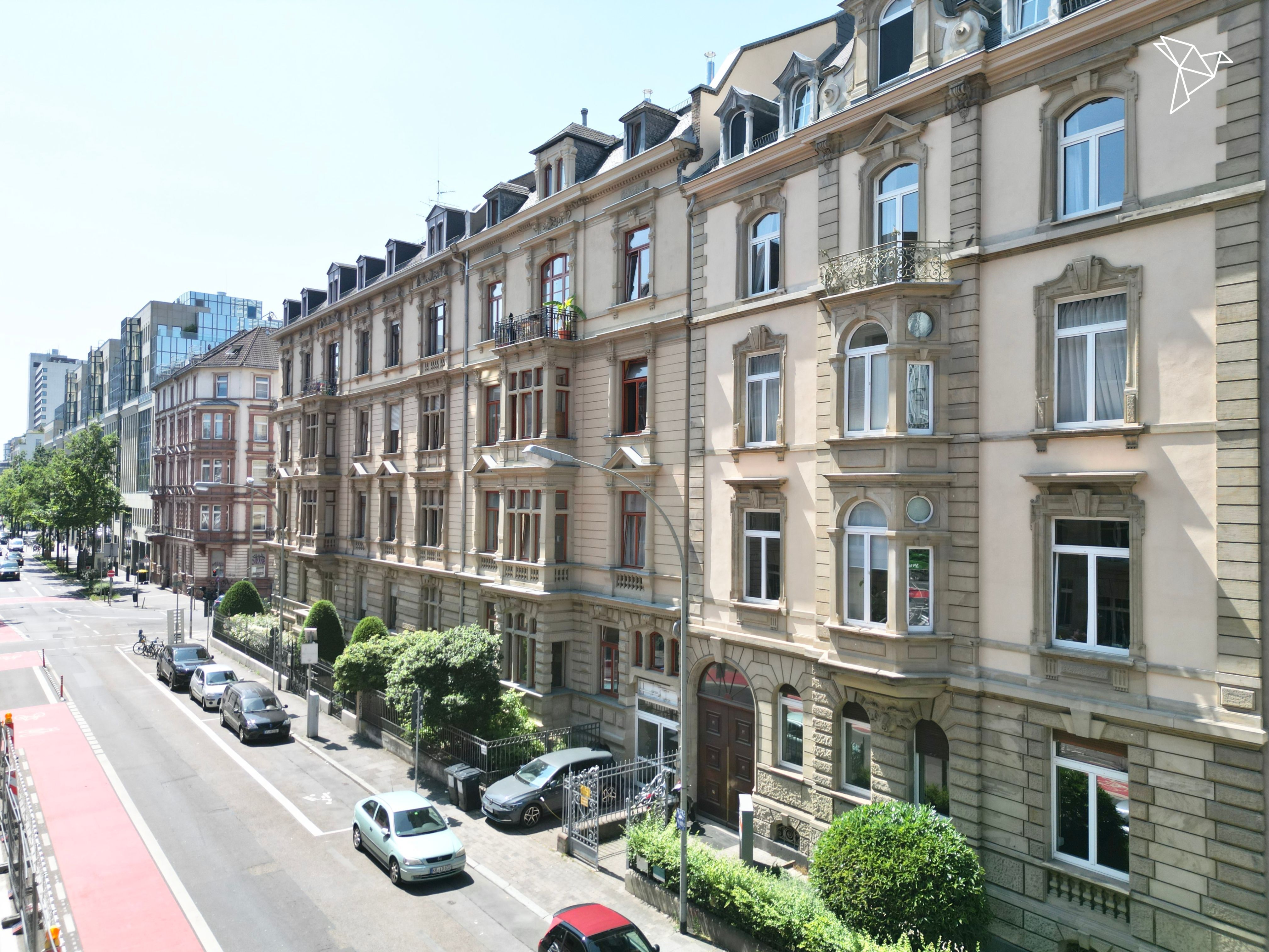 ALTBAU FLAIR 🏛️ Bürofläche mit 6 Zimmern im Herzen von Frankfurt am Main!