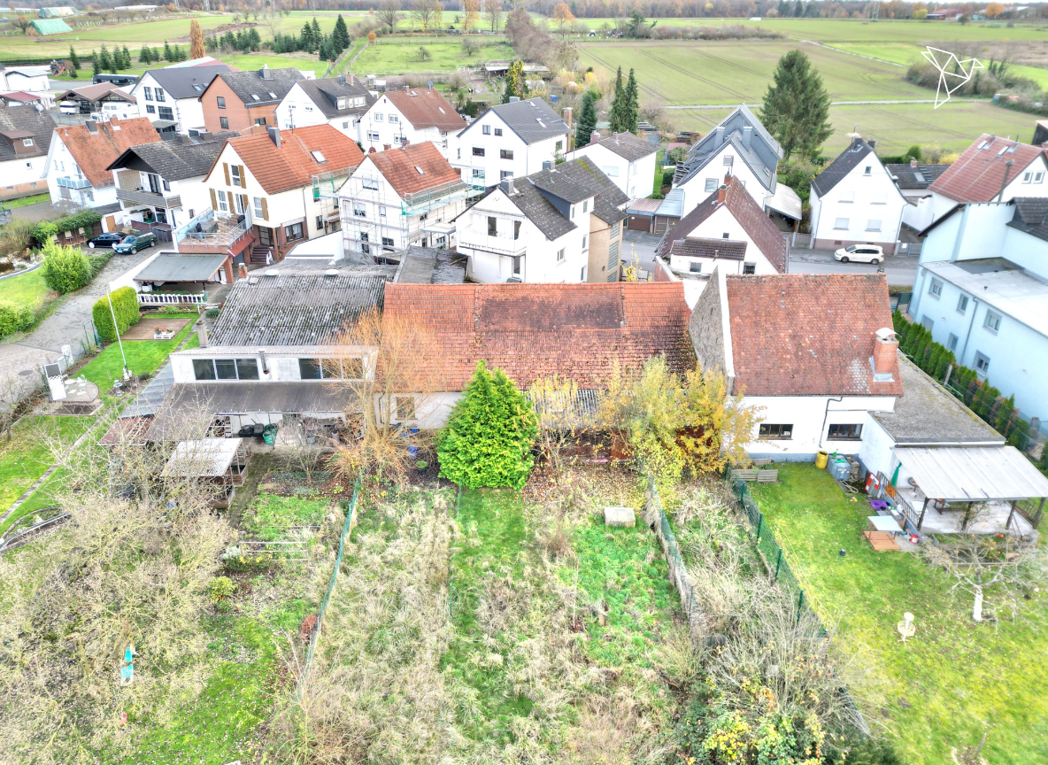 BAUT, WAS IHR BRAUCHT 🔨 Vielseitiges 1.300-qm-Grundstück in Dreieich!