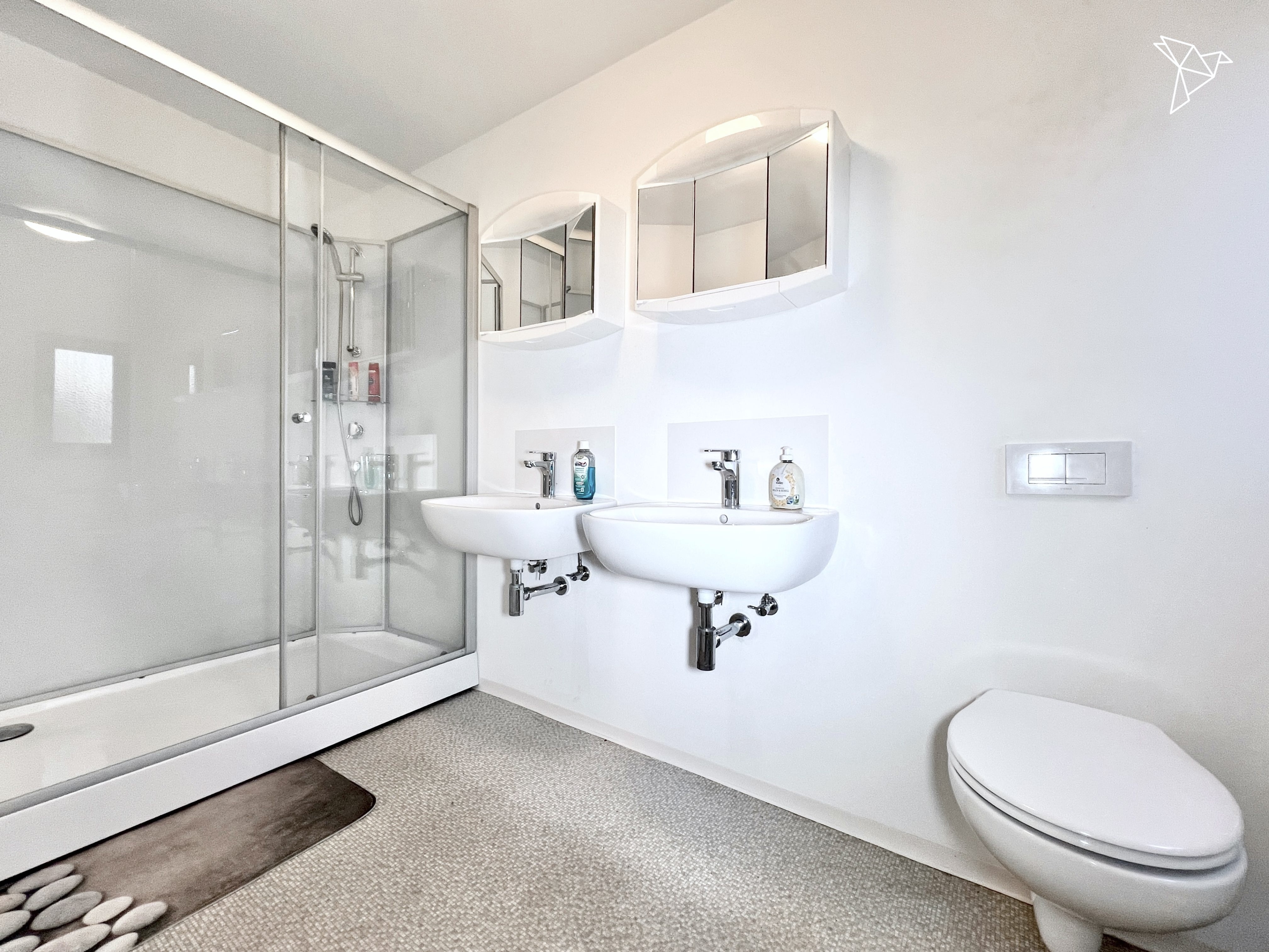 STARKE KAPITALANLAGE 🏠 2 Mehrfamilienhäuser mit insgesamt 5 Wohneinheiten in Dreieich!