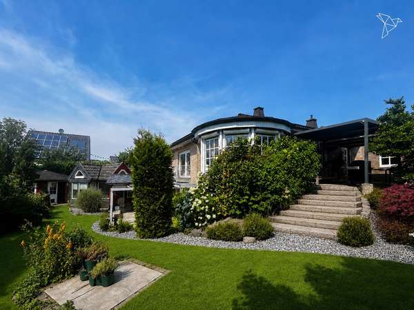 TRAUMHAFTES EINFAMILIENHAUS MIT POOL 🌳 Stilvoll wohnen im idyllischen Warendorf!