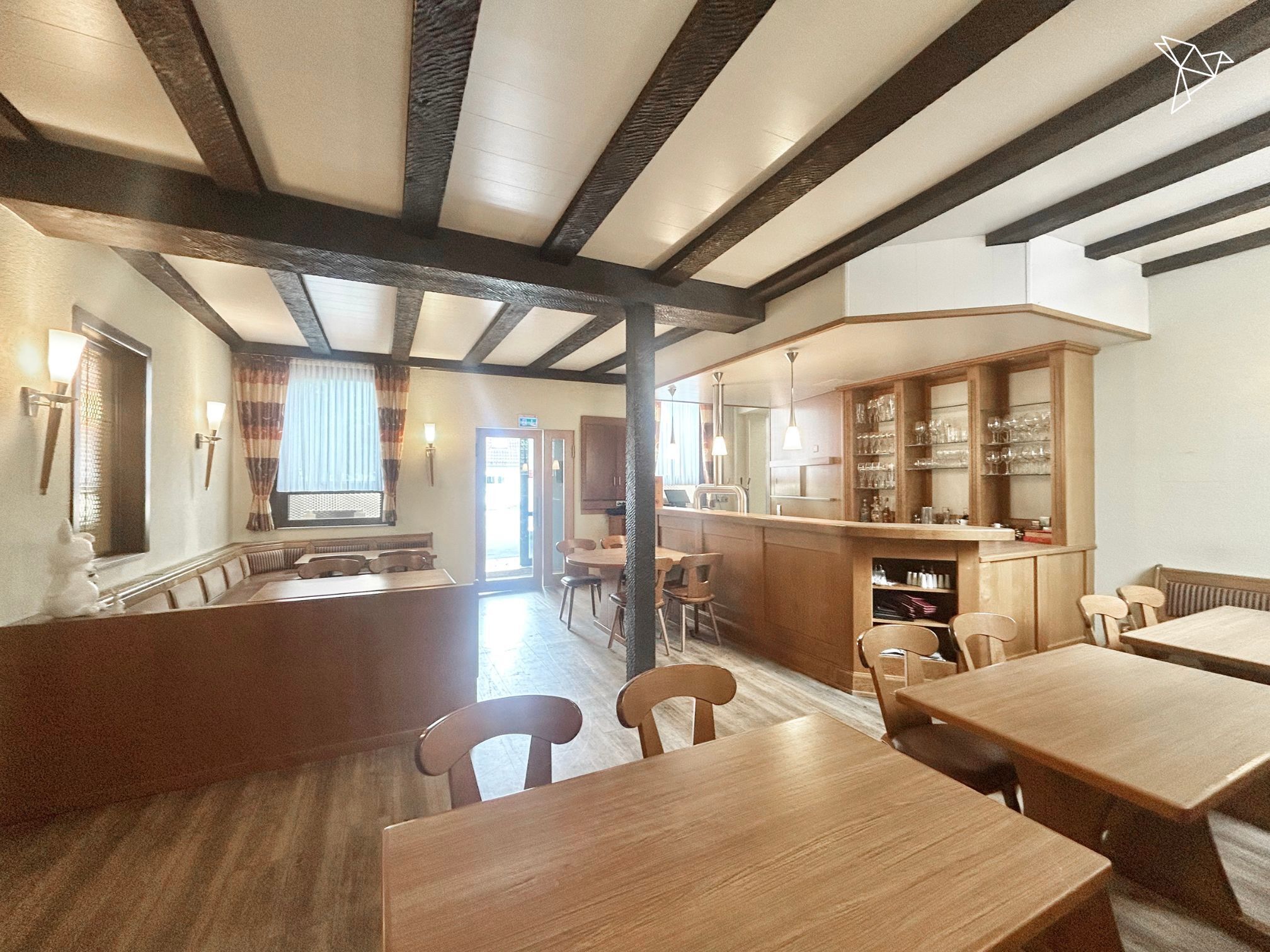 GOLDGRUBE ⭐️ 1,4-facher Jahresumsatz – Gewerbegrundstück mit Gastronomie und MFH in Usingen!