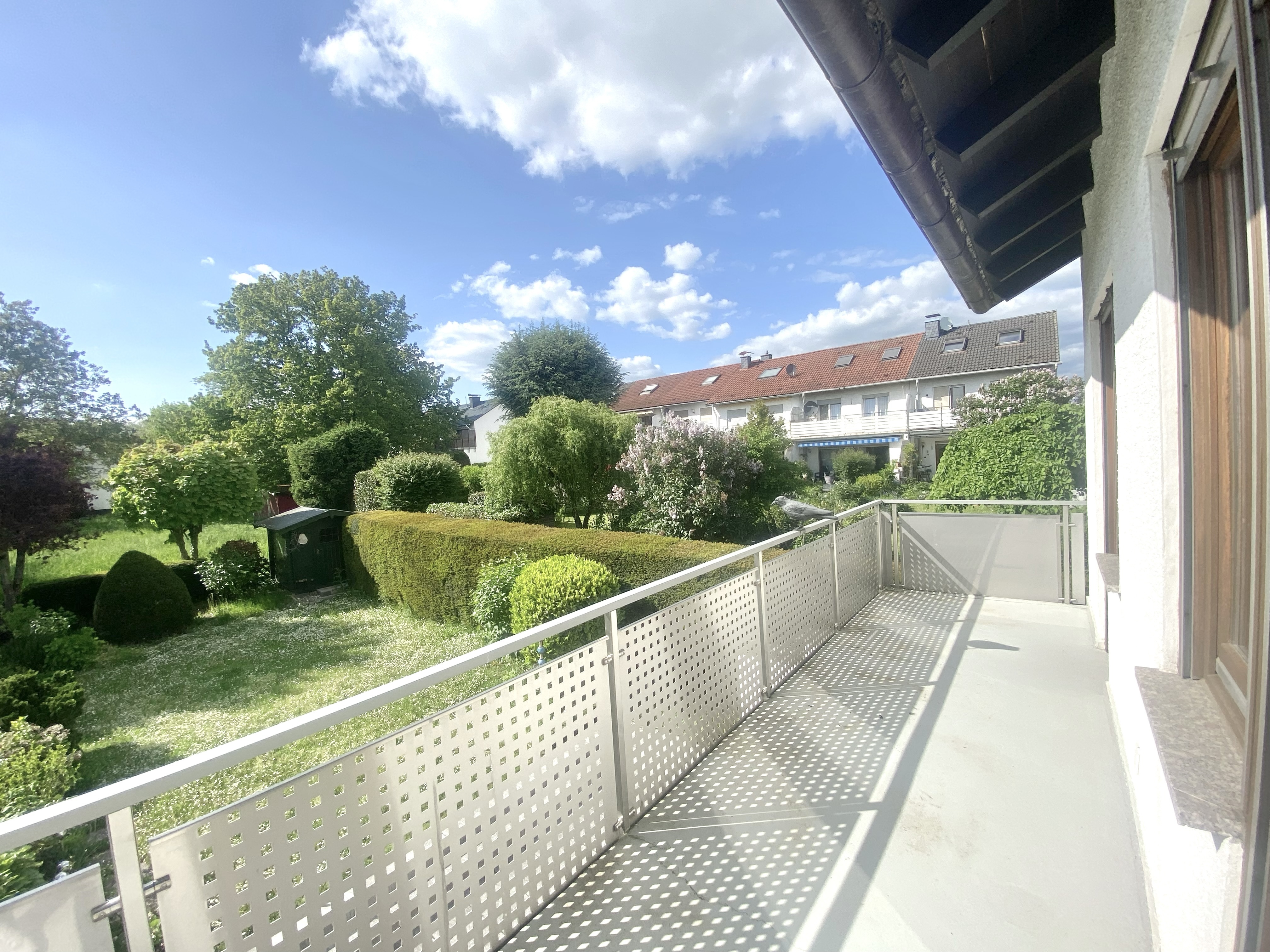 Familientraum in idyllischer Feldrandlage mit neuer Gasheizung!