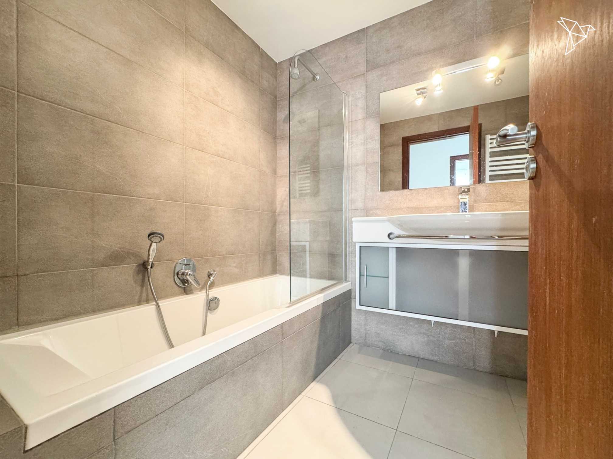 SONNIGE MOMENTE 🌄 Modernes Stadthaus mit Meerblick und Pool in Genova Mallorca!