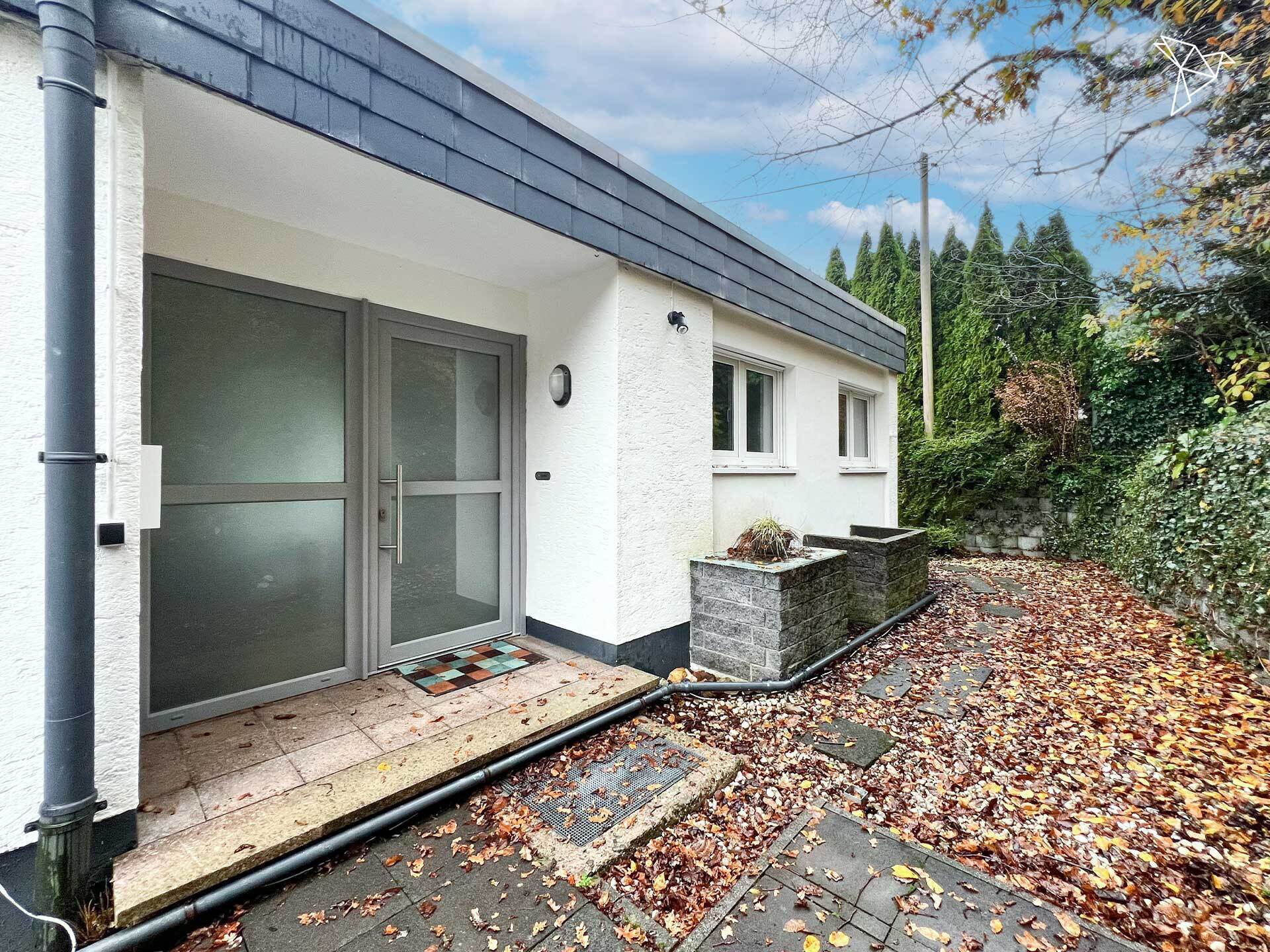 WEITBLICK INS WIEDTAL - Reihenendhaus mit Panoramablick in Roßbach!