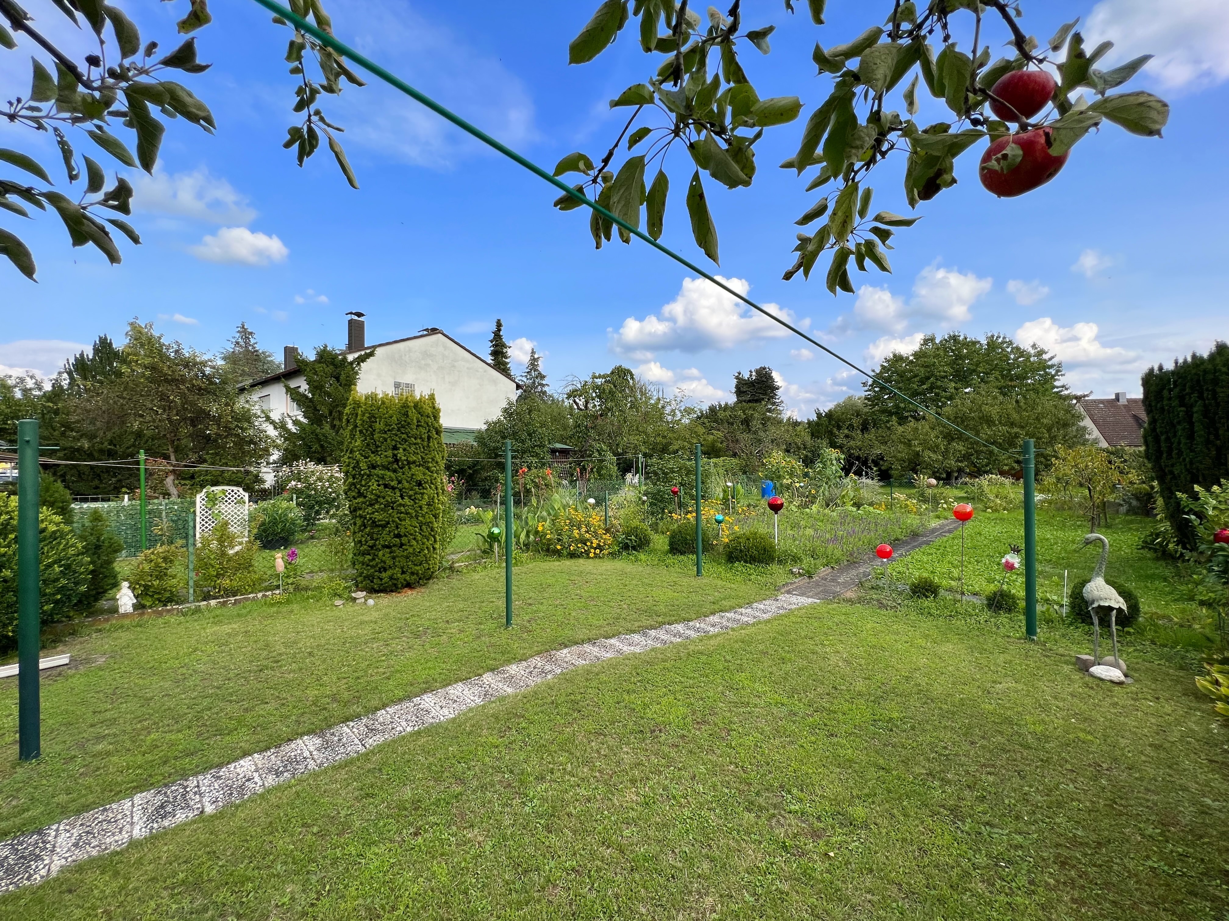 RESERVIERT - SOMMERTRAUM - Familienfreundliche Doppelhaushälfte mit großem Garten Hanau-Lamboy!