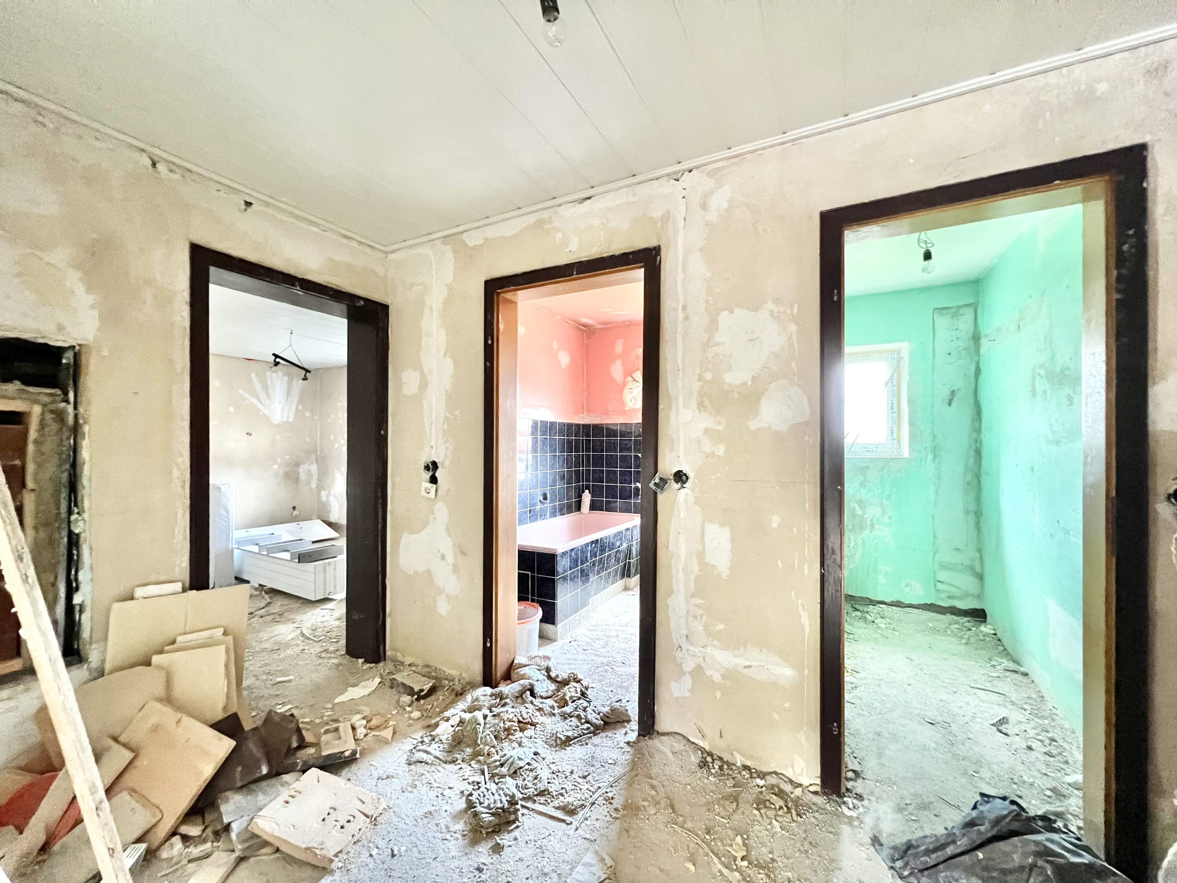 GESTALTEN SIE IHR ZUHAUSE 🔨 Renovierungsbedürftiges Zweifamilienhaus in Kleinmaischeid!