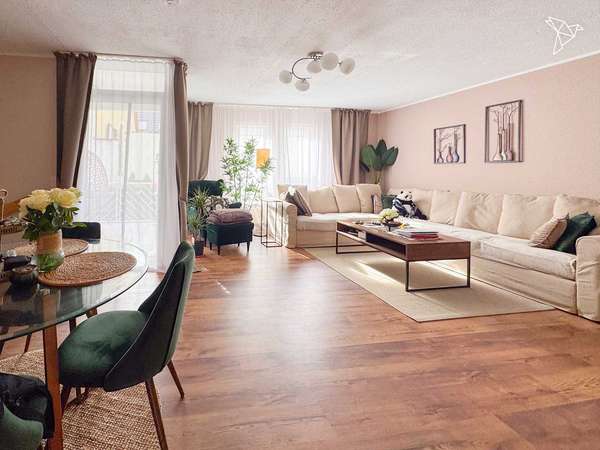 WOHLFÜHLFAKTOR AUF ZWEI ETAGEN ☀️ Gemütliche 3-Zimmer-Maisonette mit Balkon in Riedstadt!