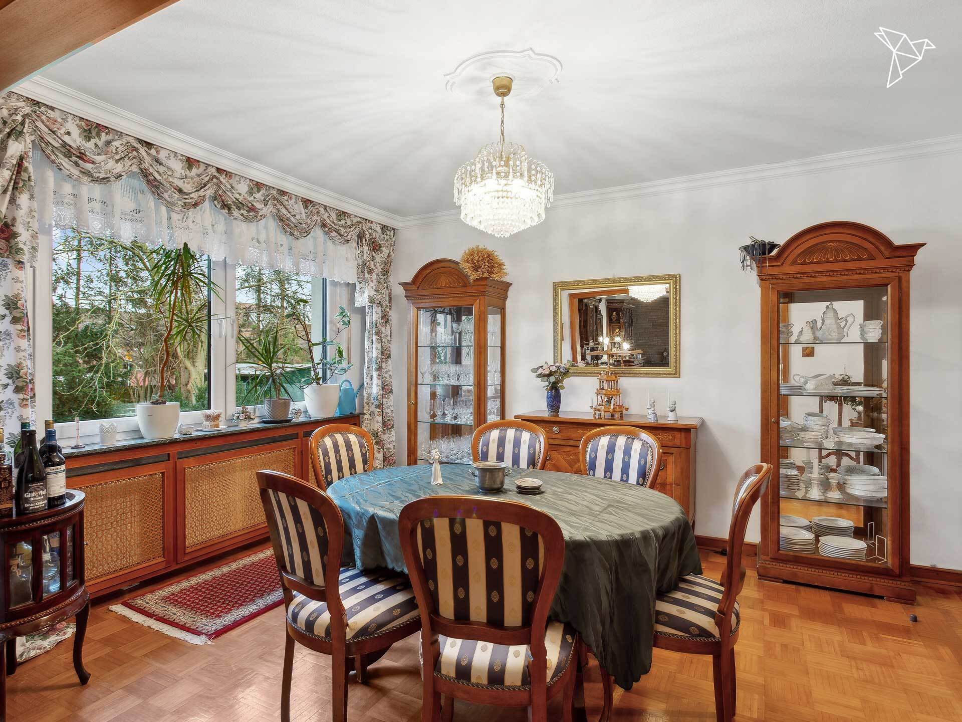 GARTENPARADIES 🤩 Stilvoller Bungalow mit 250 m² und Garten-Oase in Bergkamen!