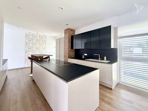 WOHNEN, INVESTIEREN, VERANSTALTEN 🎉 Einfamilienhaus mit Eventhalle in Massenbachhausen!