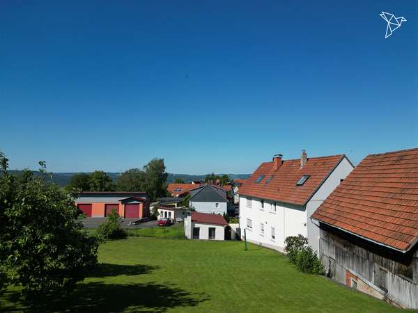 WOHNTRAUM MIT WEITLÄUFIGEM GARTEN 🏡 Modern saniertes Einfamilienhaus mit viel Raum bei Steinau!