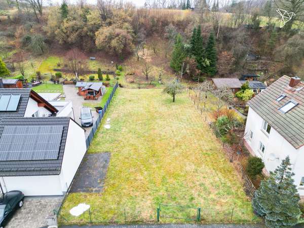 WO WOHNTRÄUME WURZELN SCHLAGEN 🏡 Großes Baugrundstück in Laufach!