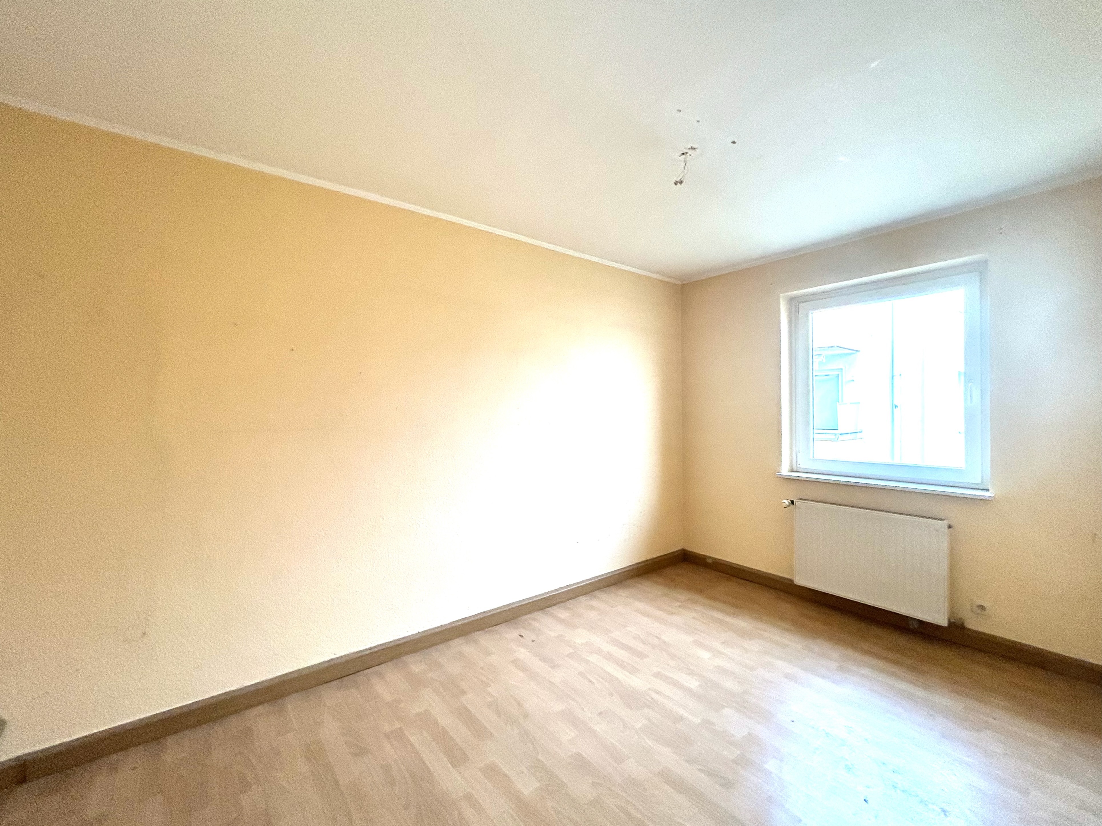 INVESTOREN AUFGEPASST - 4 renditestarke Mehrfamilienhäuser in Kahl am Main!