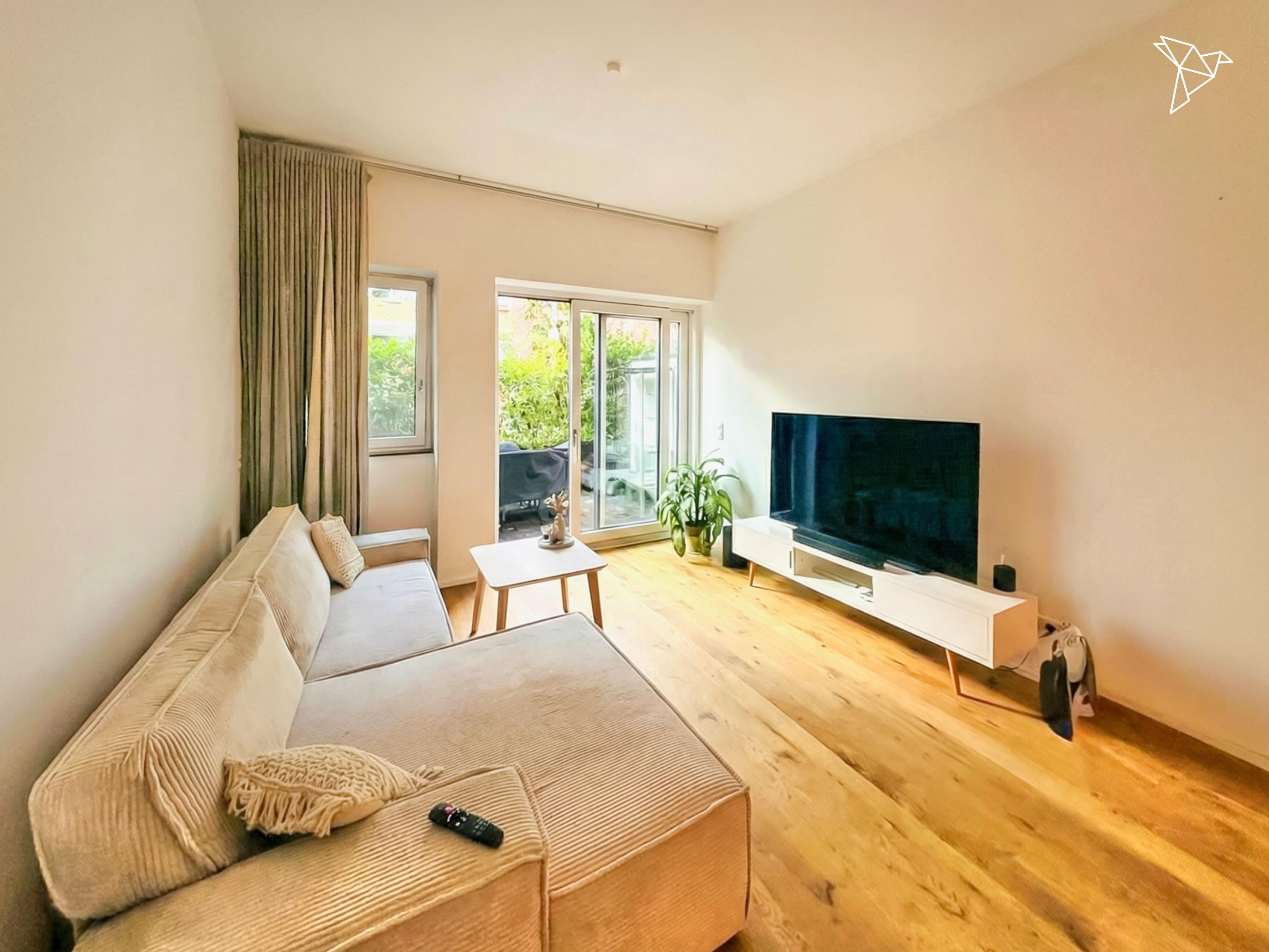 EINZUGSBEREIT & WOW 😍 Stylisch möblierte 2-Zimmer-Wohnung mit Tiefgarage in Köln!