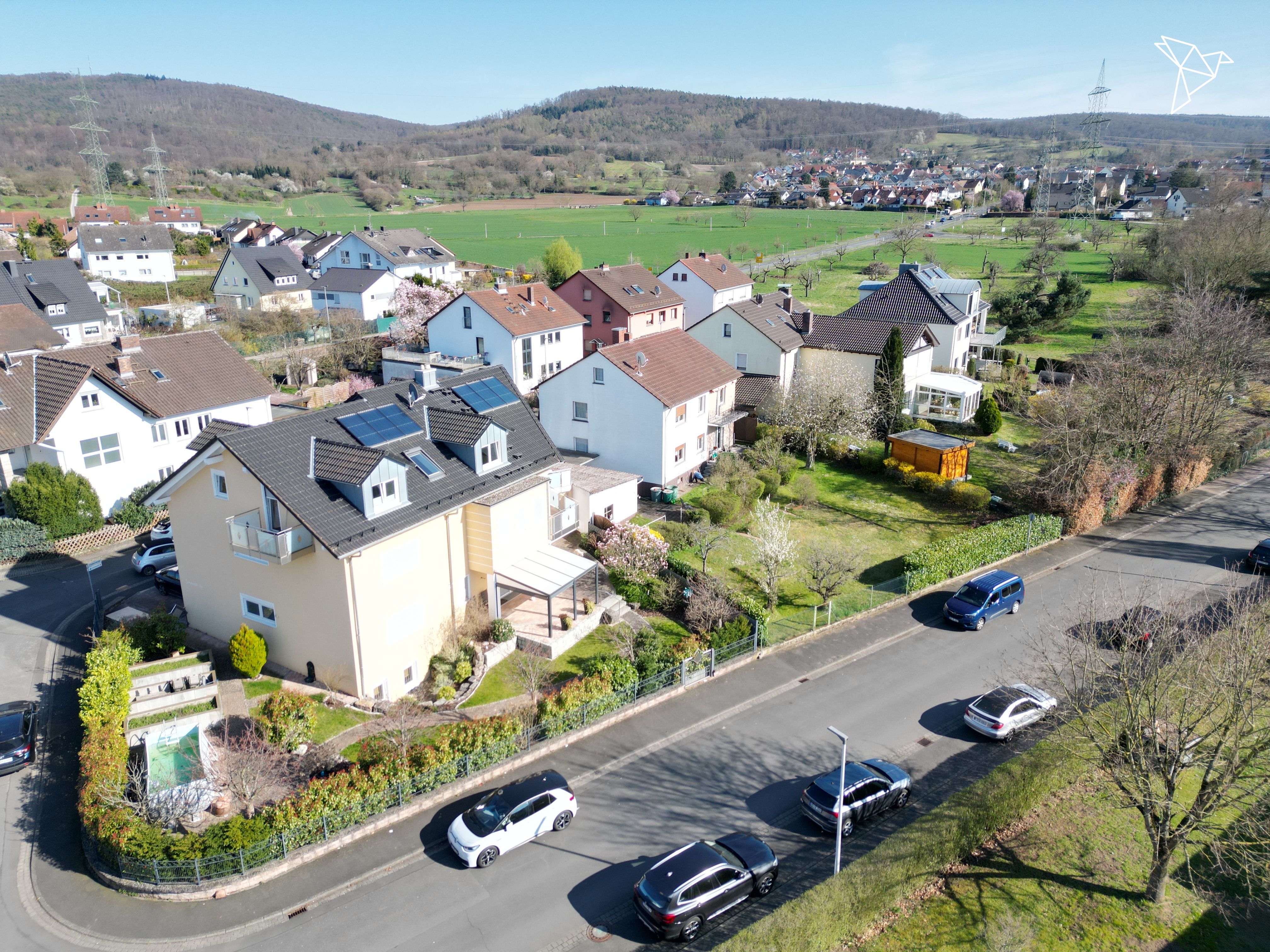 PRIVATER WELLNESSBEREICH 🌟 Exklusive Dachgeschosswohnung mit 2 Balkonen in Alzenau!