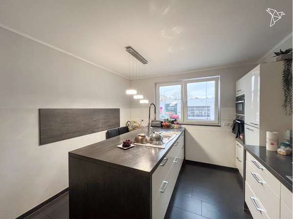 ZUHAUSE ♥️ Familienfreundliche Doppelhaushälfte mit Garten in Maintal!