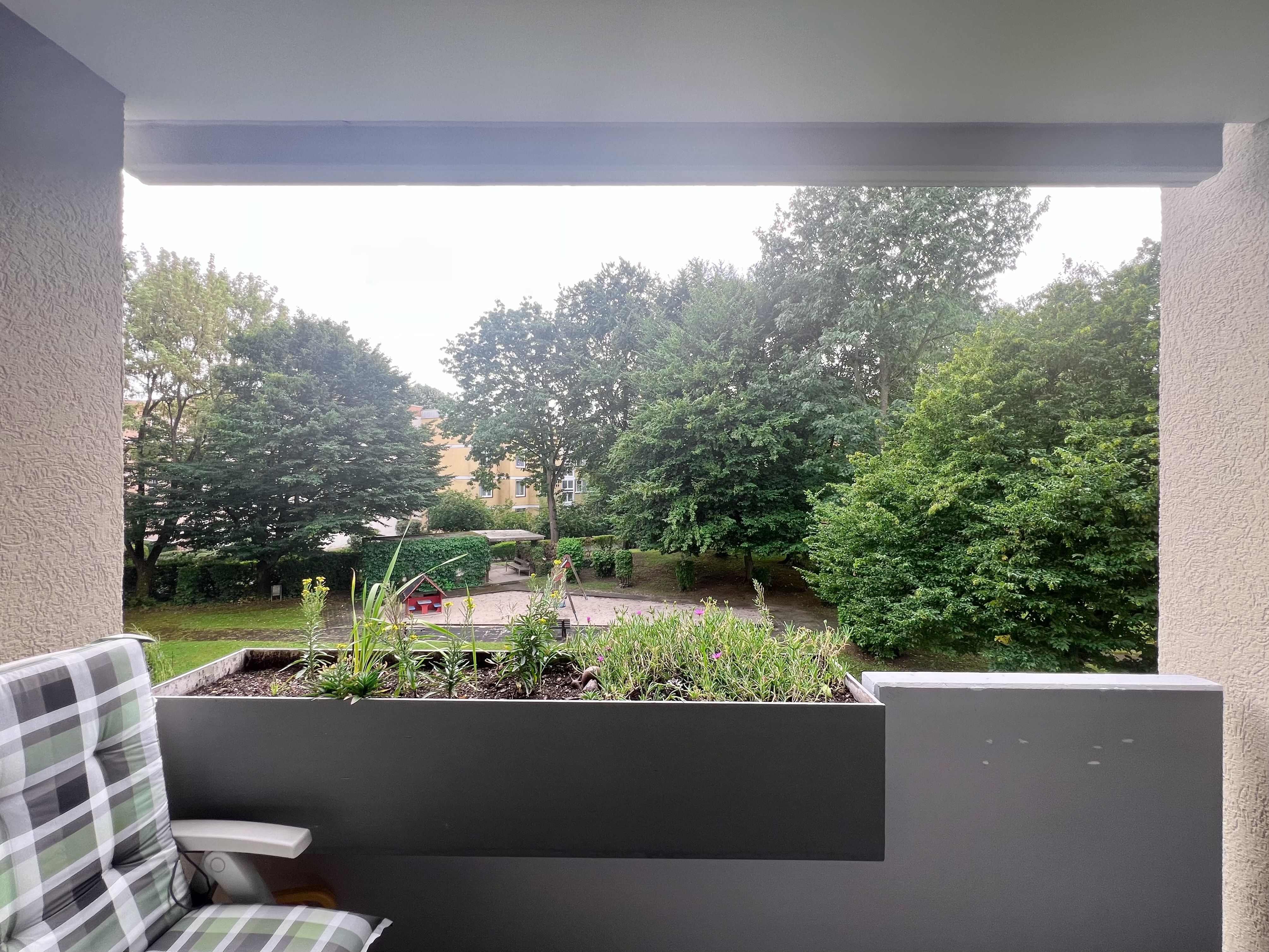 VOM TAUNUS IN DIE CITY 🤩 Top geschnittene 3-Zimmer-Wohnung in Ortsrandlage von Oberursel!