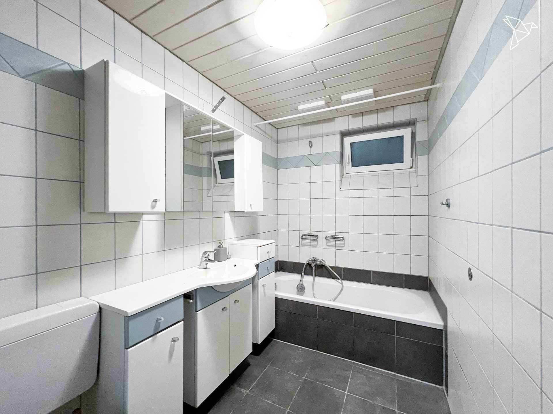 WEITBLICK INS WIEDTAL - Reihenendhaus mit Panoramablick in Roßbach!