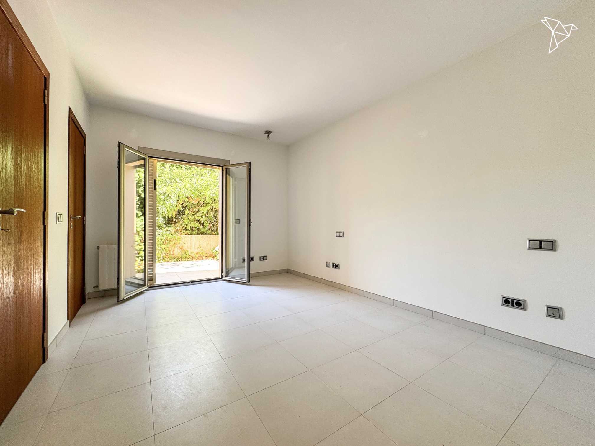 SONNIGE MOMENTE 🌄 Modernes Stadthaus mit Meerblick und Pool in Genova Mallorca!