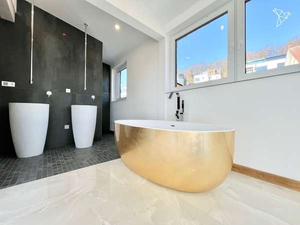 RENDITE & LUXUS 🌟 Kernsaniertes Mehrfamilienhaus mit Rheinpanorama in Mainz-Laubenheim!