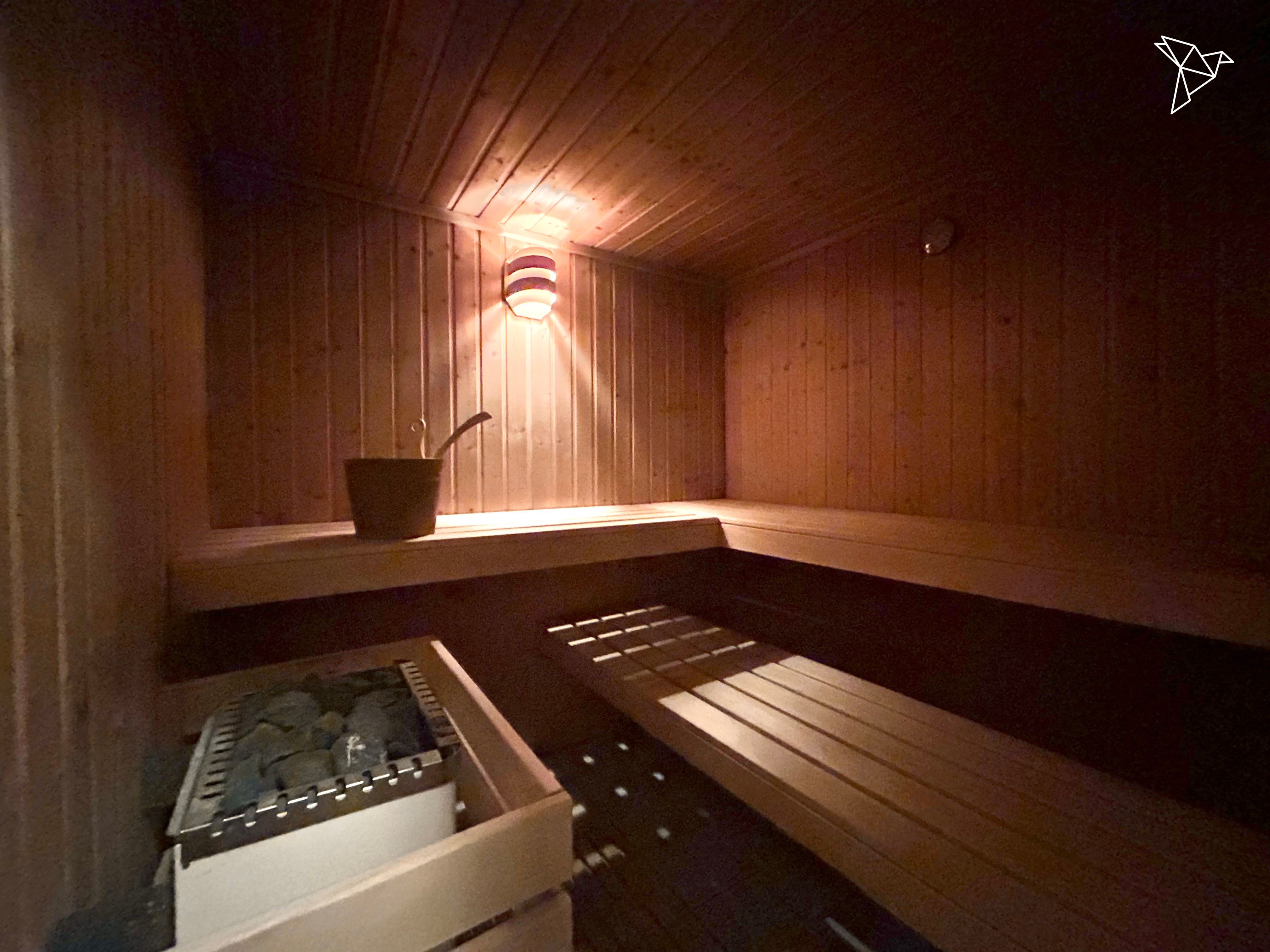 WOHNEN AUF HÖCHSTEM NIVEAU 🌟 Traumvilla mit Skyline-Blick & riesigem Garten!