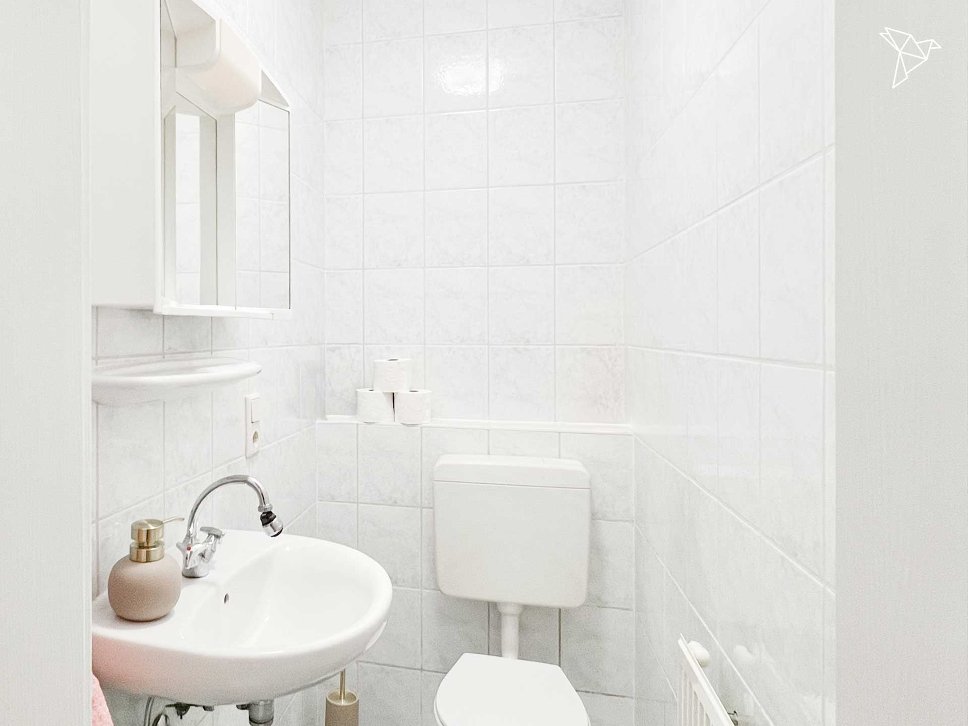 KAPITALANLAGE MIT BLICK 🌅 Vermietete Dachgeschosswohnung mit Balkon in Koblenz!