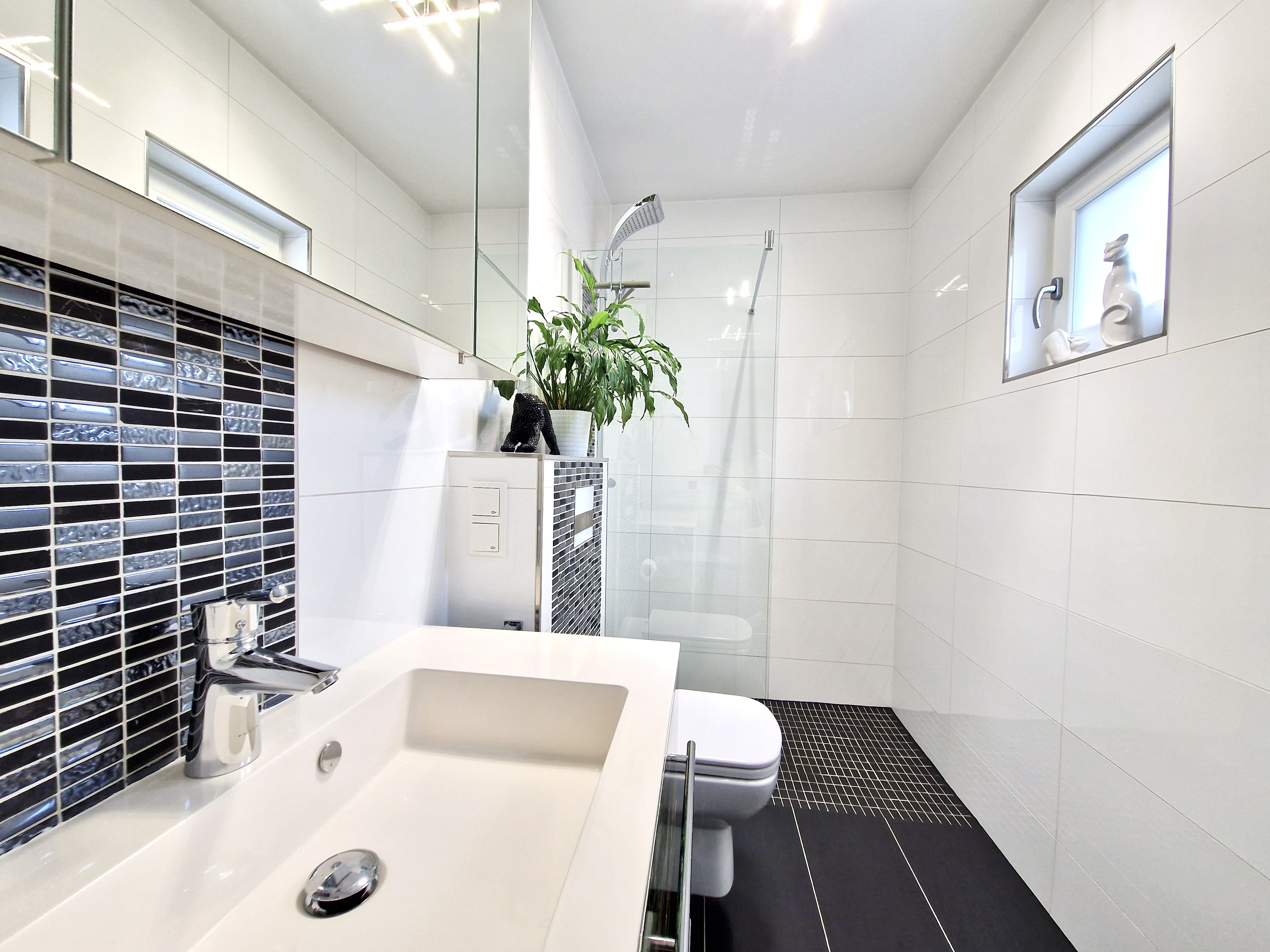 DER SOMMER KANN KOMMEN - Energieeffiziente Doppelhaushälfte mit Wärmepumpe und Solar!