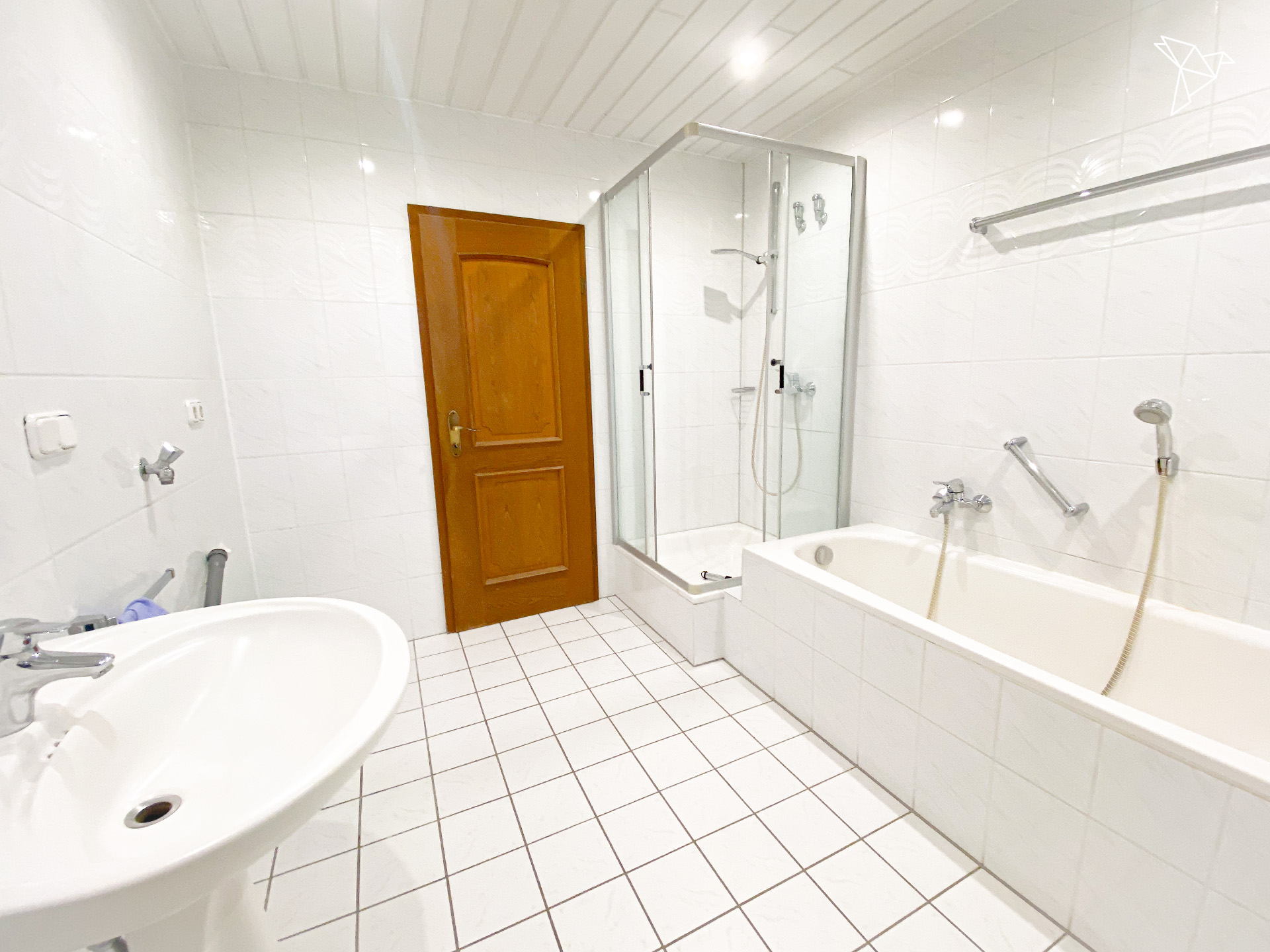 8 % UND MEHR ALS NUR GEWERBE 🔥 Attraktives Betriebsgebäude mit Wohnhaus in Elsdorf!