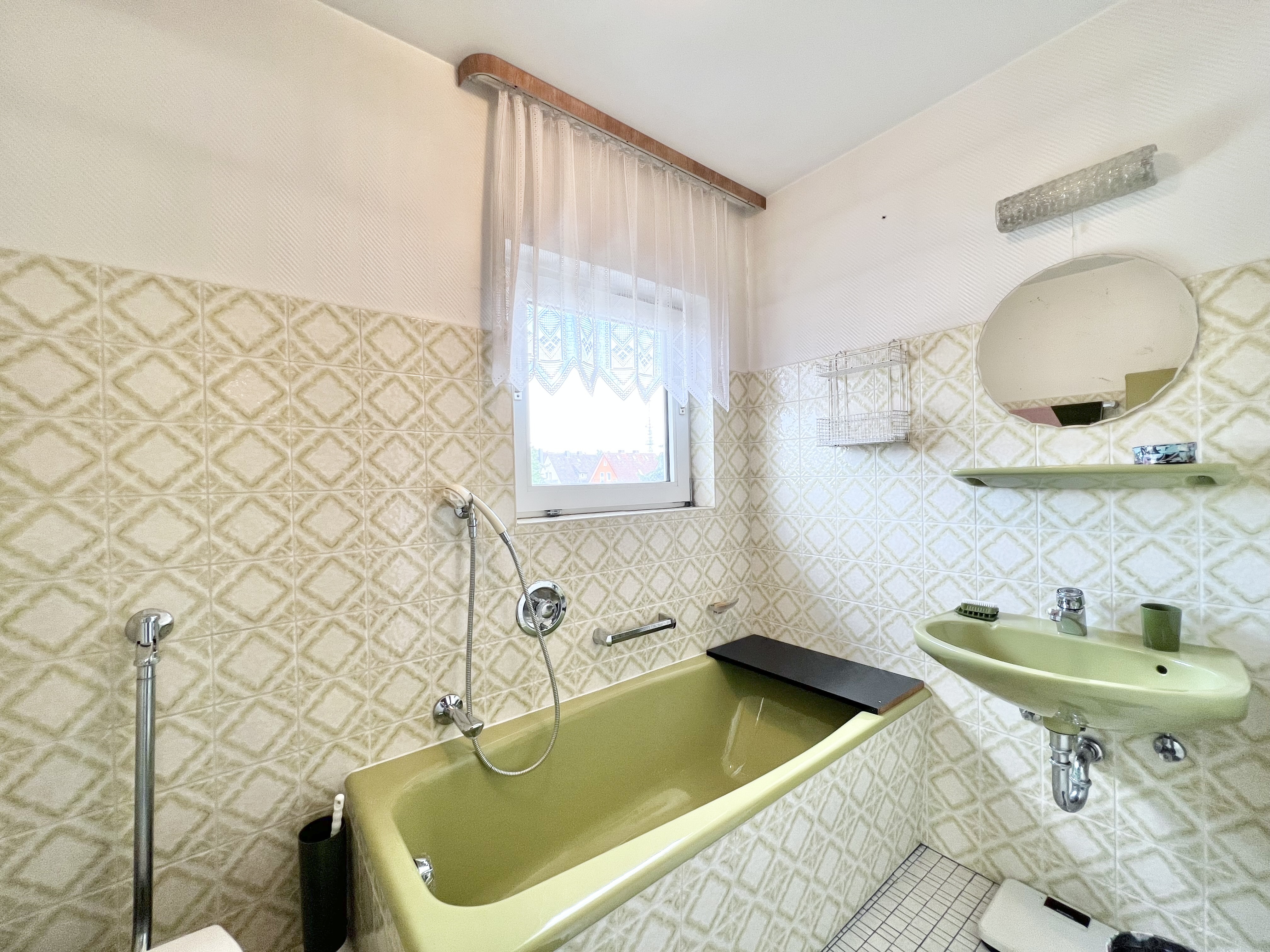 RESERVIERT - SOMMERTRAUM - Familienfreundliche Doppelhaushälfte mit großem Garten Hanau-Lamboy!