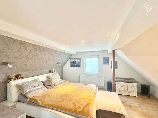 GESTALTUNGSPOTENZIAL 🏛️ Historisches MFH mit 5 Wohnungen in Großostheim!