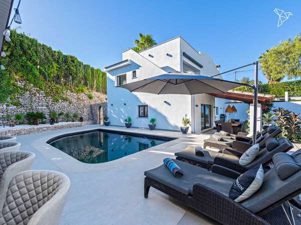 LUXUS UND NATUR IM EINKLANG 🌴 Moderne Traumvilla mit Outdoorküche und Pool in Es Capdellà Mallorca!