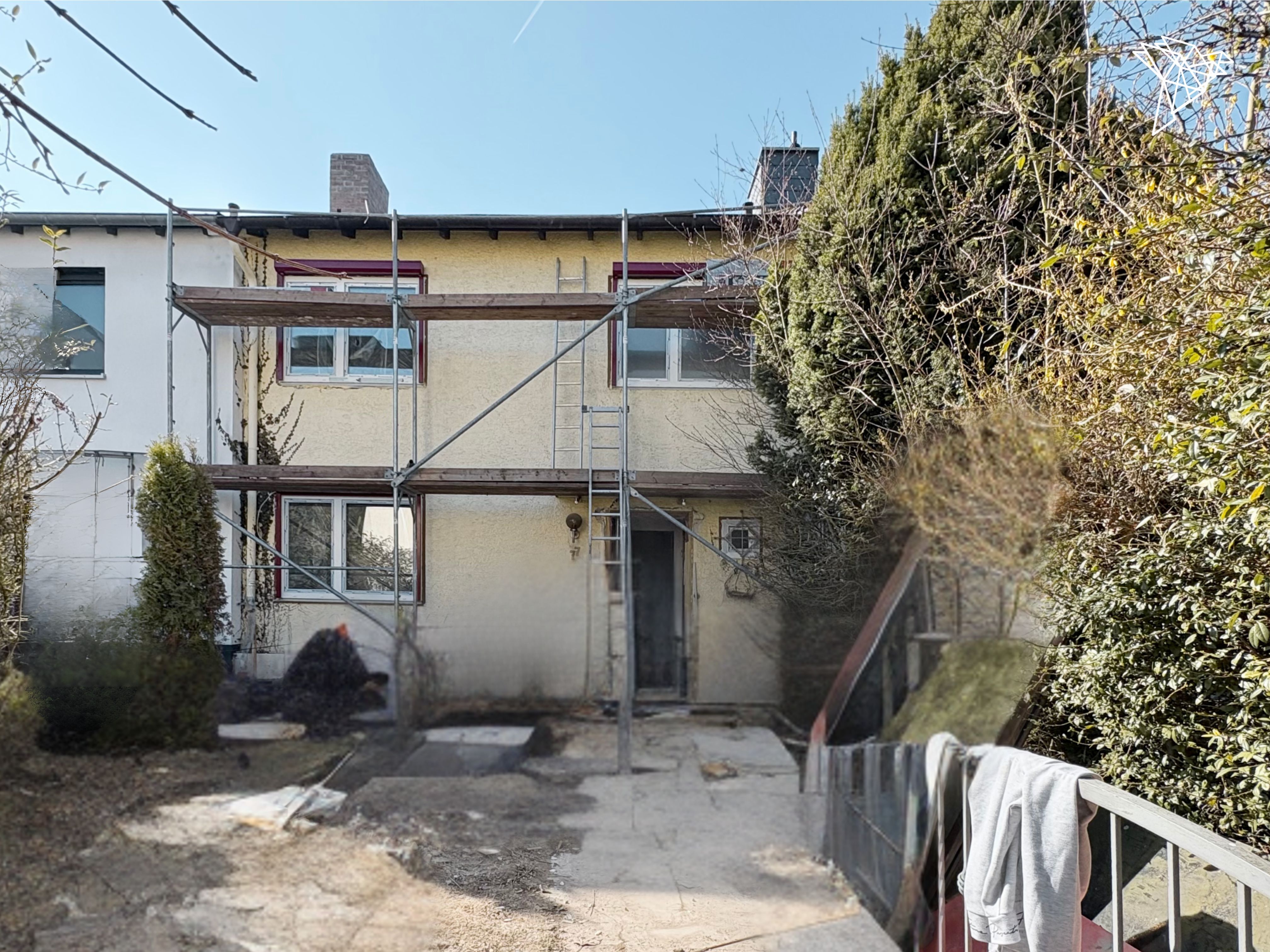 ENERGIEEFFIZIENTER ERSTBEZUG ⚡ Saniertes Reihenhaus mit Wärmepumpe, PV-Anlage und Garten!