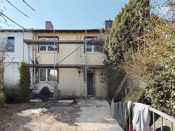 ENERGIEEFFIZIENTER ERSTBEZUG⚡ Saniertes Reihenhaus mit Wärmepumpe, PV-Anlage und Garten!