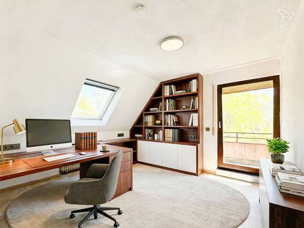 GROSSZÜGIGE DACHGESCHOSSWOHNUNG IN RENGSDORF ☀️ 3 Zimmer, 2 Balkone, Kamin & Lebensqualität!