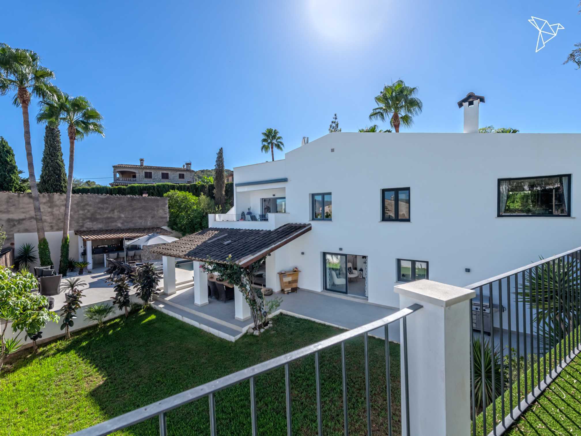 LUXUS UND NATUR IM EINKLANG 🌴 Moderne Traumvilla mit Outdoorküche und Pool in Es Capdellà Mallorca!