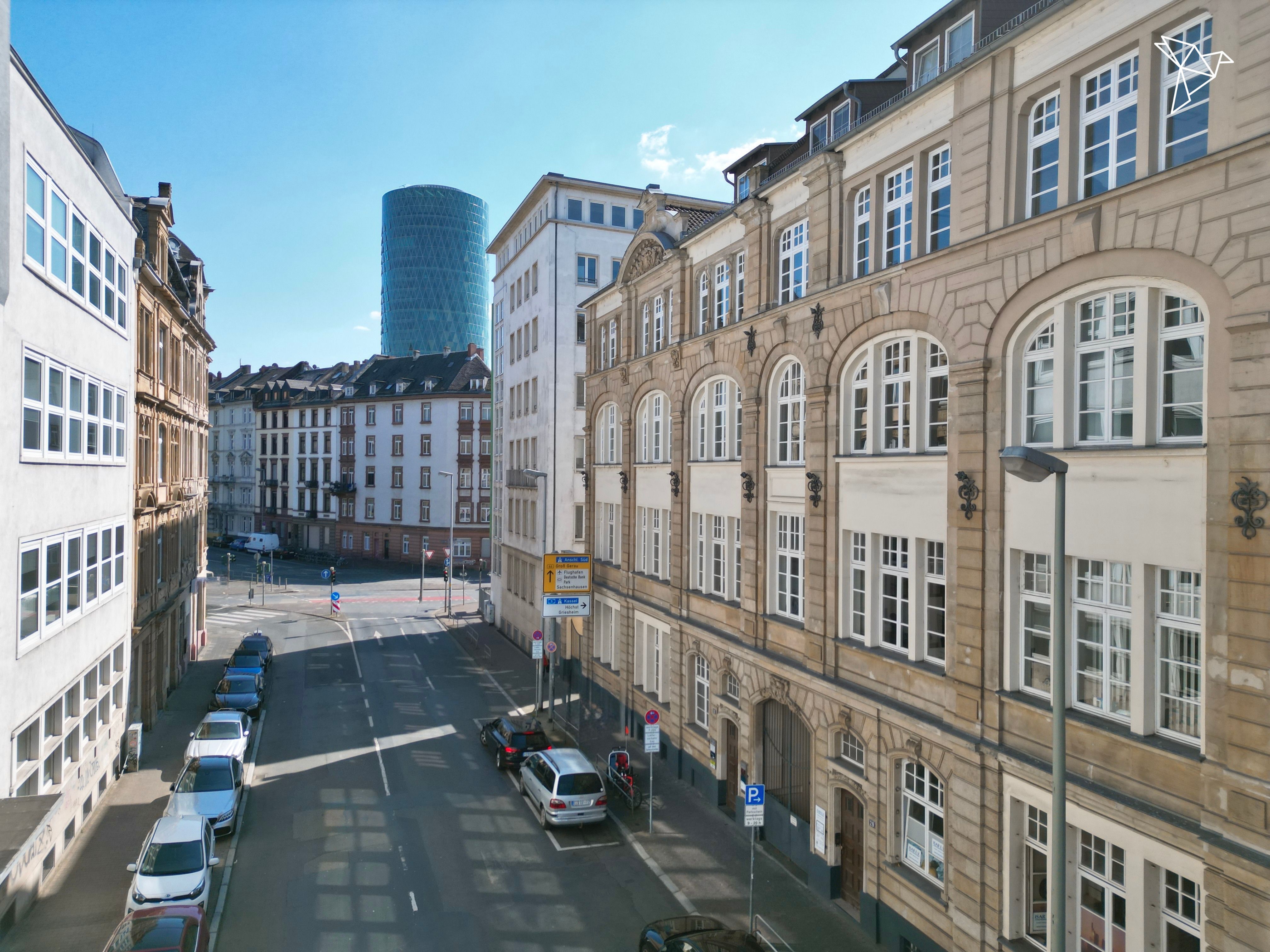 LOFT FLAIR & ALTBAUCHARME 🏛️ Repräsentative Bürofläche im Herzen von Frankfurt!