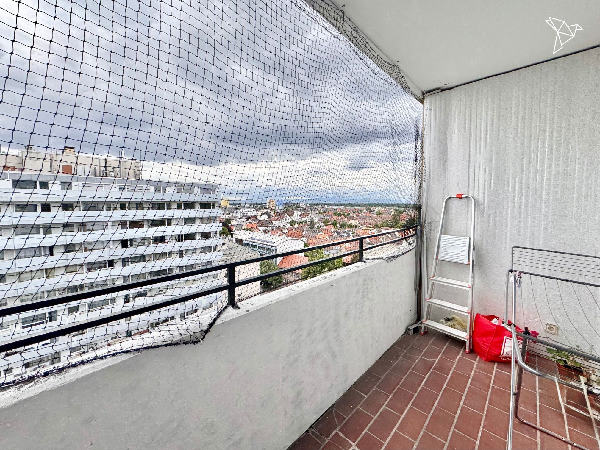 INVESTIEREN MIT STIL 💼 Gepflegte 2,5 Zimmer Wohnung mit Balkon in Langen!