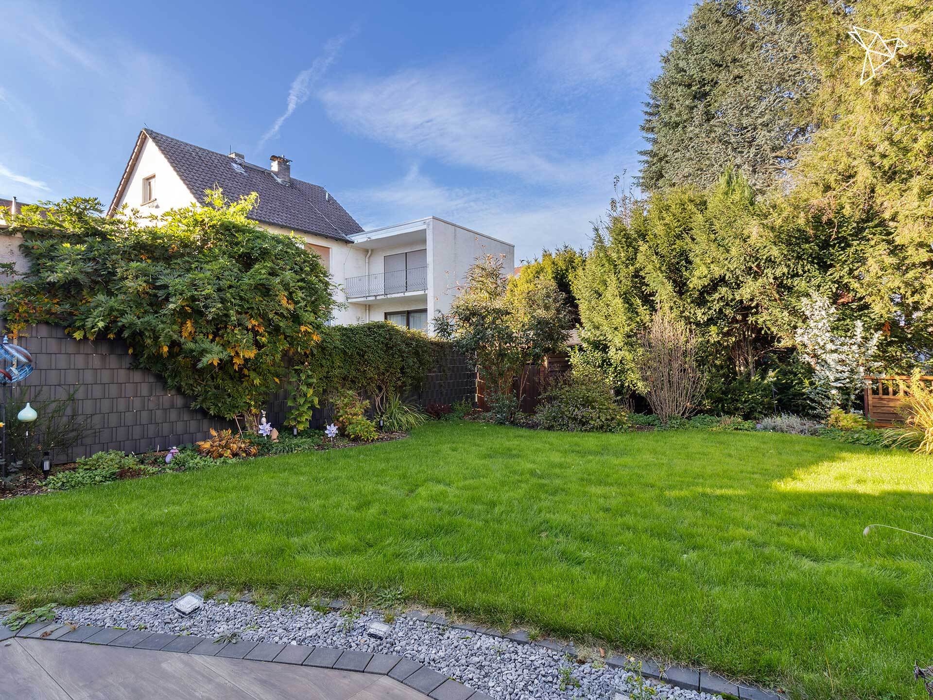 WOHNTRAUM IM DOPPELPACK 🤩 Modernes Zweifamilienhaus in zentraler Lage von Dietzenbach