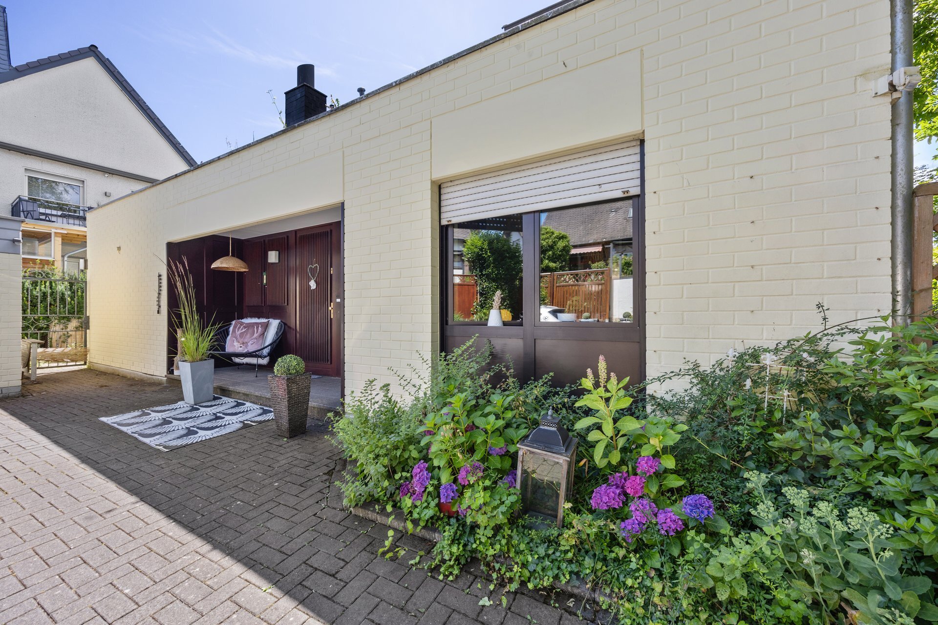 GARTENWOHNUNG MIT WOW-EFFEKT 🏡 Moderne 4-Zimmerwohnung mit Terrasse und großem Garten!