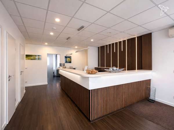 6 % RENDITE 🤩 Frisch sanierte Praxis im Herzen von Bad Homburg vor der Höhe!