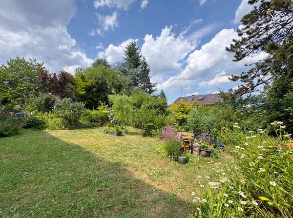 GARTENIDYLL MIT RENDITE 🌿🔑 Vermietete Terrassenwohnung in Eppstein!