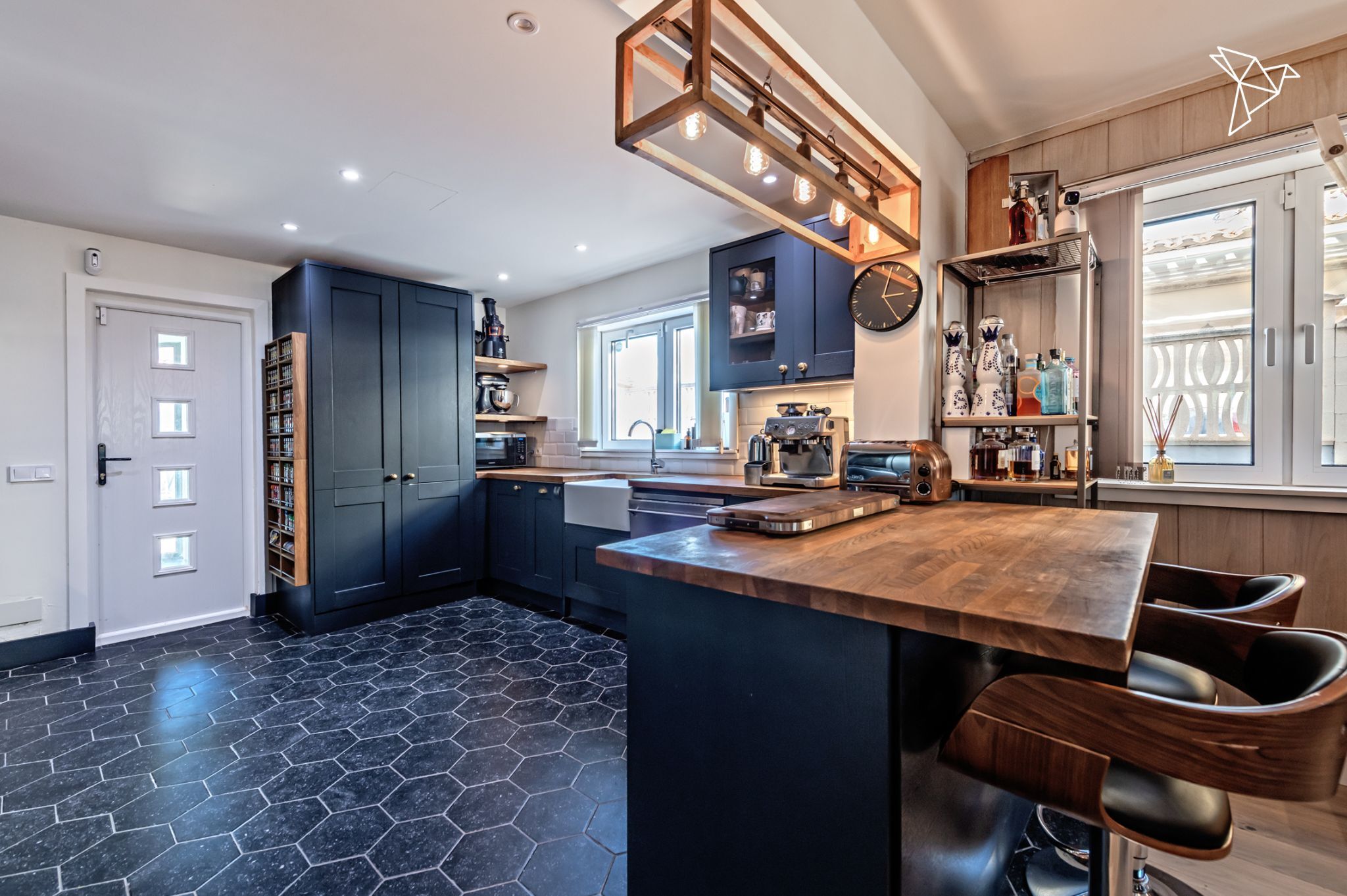 VERSTECKTES DESIGNER JUWEL 💎 Hochwertige Villa an der Südwestküste in El Toro Mallorca!